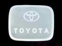 Toyota Camry V30 (02-06) накладка на лючок бензобака из нержавеющей стали, с логотипом "TOYOTA"