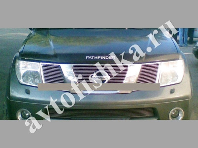 Дефлектор капота темный с надписью Nissan Pathfinder 2005-2010