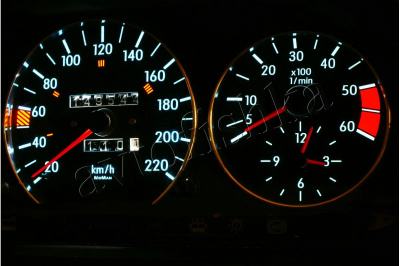 Mercedes 190 W201 светодиодные шкалы (циферблаты) на панель приборов - дизайн 2