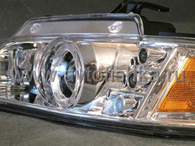 Chrysler Town&Country, Dodge Caravan, Plymouth Voyager (96-00) фары передние линзовые хромированные со светящимися ободками и светодиодной подсветкой, комплект 2 шт.