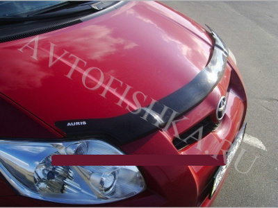 Дефлектор капота темный с надписью Toyota Auris 2006-2008