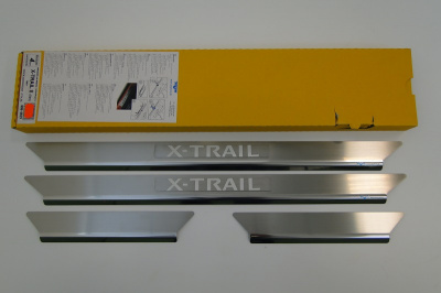 Nissan X-Trail T31 (07-) накладки на внутренние пороги, к-кт 4шт.
