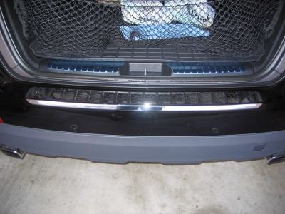 Mercedes-Benz GL (09-) накладка заднего бампера из нержавеющей стали, верхняя, хромированная