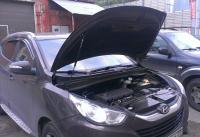 Hyundai ix35 (10–13) Упор капота (1 шт.)