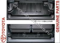 Toyota Land Cruiser Prado 120 (02-) коврик-корыто резиновый в багажной отделение, оригинал.