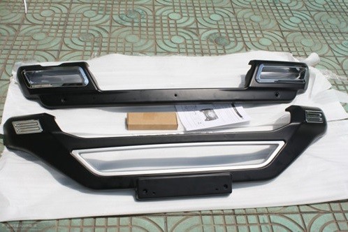 Honda CR-V (12–) Комплект накладок переднего и заднего бамперов, с логотипом Honda