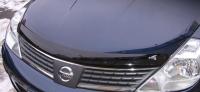 Nissan Tiida (08–) Дефлектор капота BReeze темный