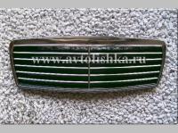 Mercedes E W210 (95-99) решетка радиатора черная, дизайн "Авангард".