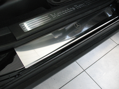 Накладки на внутренние пороги с надписью, нерж. сталь, 4 шт. Alu-Frost 08-0505 для MERCEDES ML