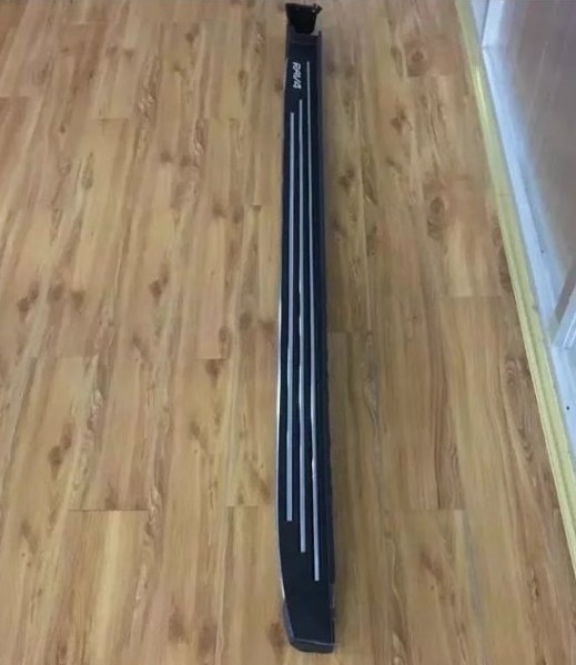 Toyota RAV4 (15–) Пороги OEM