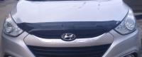 Hyundai ix35 (10–) Дефлектор капота, темный с надписью