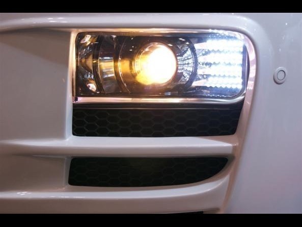 Toyota Land Cruiser 200 (08-) фары противотуманные линзовые черные со светодиодной подсветкой, дизайн "MidWest".