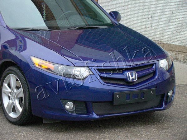 Honda Accord 8 (08 – 10) планка в реш. радиатора Modulo (под логотип)