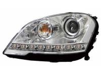 Mercedes ML W164 (09-) фары передние линзовые хромированные, со светящимися ободками и с нижней светодиодной подсветкой, с мотором электрокорректора, комплект 2 шт.