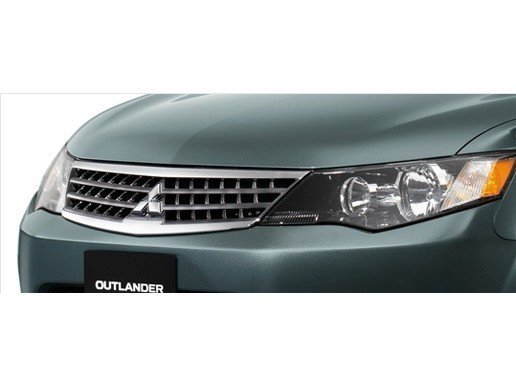 Mitsubishi Outlander XL (06-) решетка радиатора под титан с хромом, оригинал MMC