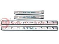 Nissan X-Trail T31 (07-) накладки порогов дверных проемов из нержавеющей стали с подсветкой, комплект 4 шт.