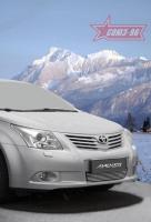 Toyota Avensis (09–) Решётка в бампер 10 мм (6 трубочек) - хром. заглушки