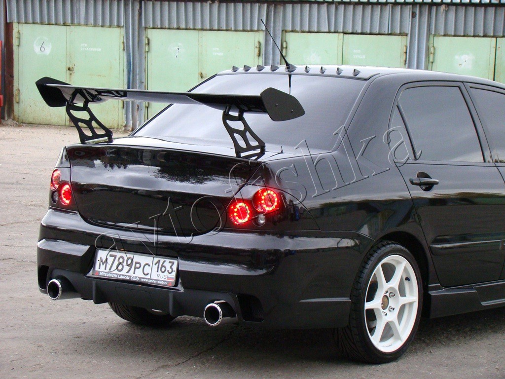 Mitsubishi Lancer 9 (03-07) модульные задние фонари (стопы) HELLA купить в  Москве - Автофишка