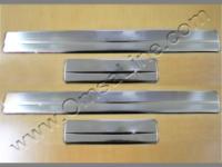 Ford Focus 3 (2011-) седан и хэтчбек накладки порогов дверных проемов из нержавеющей стали, комплект 4 шт.