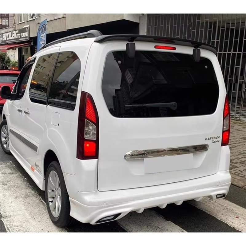 Peugeot Partner (08–/11–) Спойлер, грунт