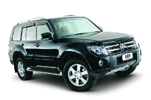 Mitsubishi Pajero (07–) Дефлектор капота, темный