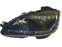 Mercedes C-class W204 (07-10) передние черные фары со светодиодной подсветкой DRL (Devil Eyes) с моторами электрокорректора, в комплекте 2 шт.