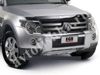 Дефлектор капота темный с надписью Mitsubishi Pajero 2007-