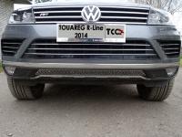 Volkswagen Touareg (14–) Решетка радиатора центральная (лист) (R-Line)