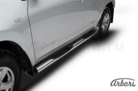 Защита штатных порогов Arbori d76 с проступями TOYOTA RAV-4 2006-2009