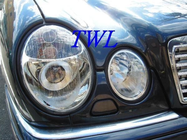 Mercedes E W210 (95-99) фары передние линзованные хромированные, вакуум корректор, комплект 2 шт.