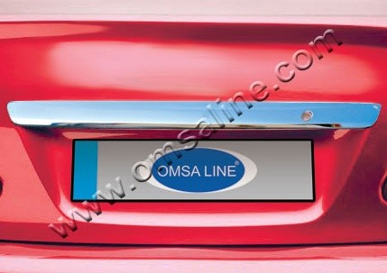 Toyota Corolla (08–10) Накладка над номером на дверь багажника, нерж., 1 часть