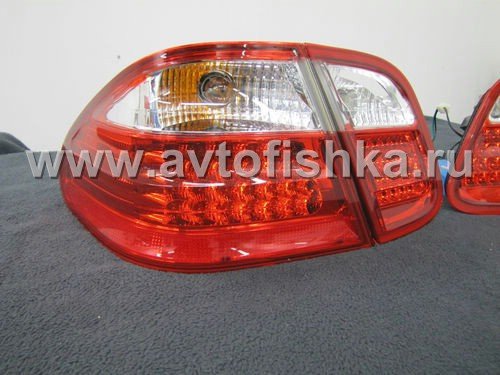 Mercedes W208 CLK (97-03) фонари задние, красно-хромированные светодиодные, комплект лев.+ прав.
