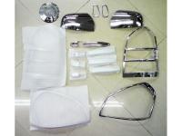 Hyundai Tucson (04-) комплект хромированных накладок на зеркала, задние фонари, передние фары, лючок бензобака, ручки дверей, повторители поворотов.