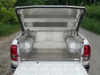 Toyota Hilux (15–) Защитный алюминиевый вкладыш в кузов автомобиля (без борта)