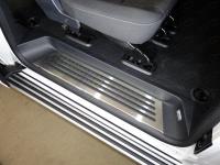 Volkswagen Transporter; Caravelle (15–) Накладки на пластиковые пороги (лист шлифованный) 3шт