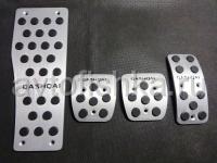 Nissan Qashqai (06-), +2 (08-) алюминиевые накладки на педали с надписью "Qashqai" для МКПП, комплект 4 шт.