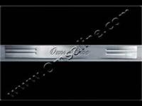 Skoda Octavia A5 (2004-) седан накладки из нержавеющей стали на внутренние пороги дверей