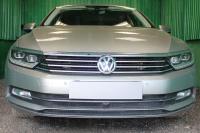 Volkswagen Passat (15–) Защита радиатора, чёрная (3 части) с фронтальной камерой ( B8 1.8 TSI)