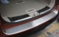 Nissan X-Trail (14–) Накладка на задний бампер, нерж., с логотипом, широкая, с загибом