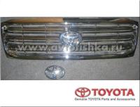 Toyota Land Cruiser 100 (03-07) решетка радиатора, хромированная, с эмблемой, оригинал.