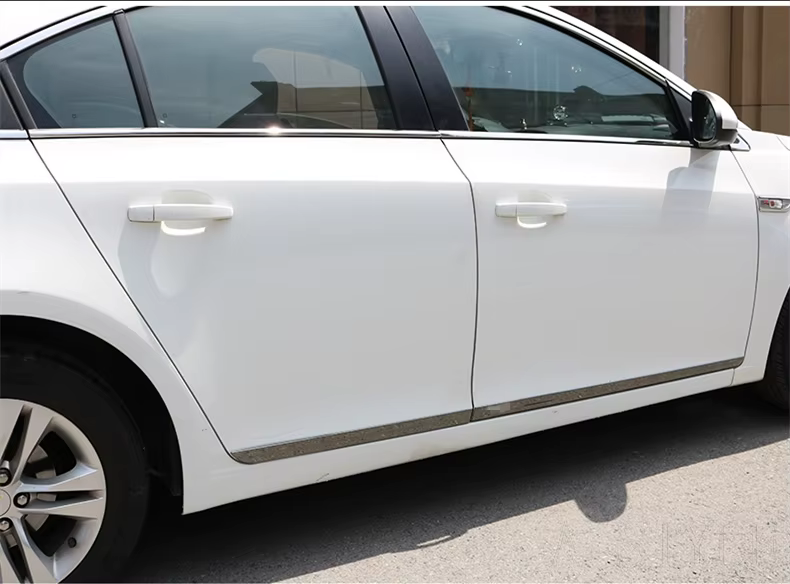 Chevrolet Cruze (09–/12–) Боковые молдинги на двери, нерж., 4 части, седан