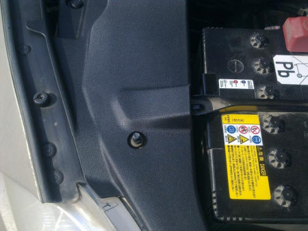 Toyota Camry V40 (06-11) защитный пыльник моторного отсека