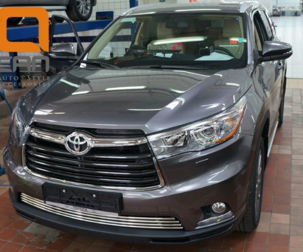 Toyota Highlander (14–) Решетка переднего бампера, нерж. d16