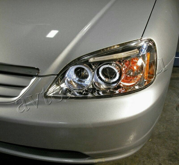 Honda Civic Ferio ES, ET (01-03) 4 дверн. фары передние хромированные, со светящимися ободками с белыми рефлекторами, линзовые