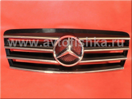 Mercedes E W210 (95-99) решетка радиатора черная, дизайн Big Star "Авангард" (Avangard).