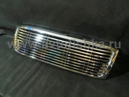 Toyota Land Cruiser 100 (03-07) решетка радиатора хромированная, пластиковая