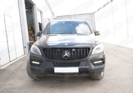 Mercedes-Benz M-Klasse W166 2011 - 2015 Решетка радиатора AMG GT черная