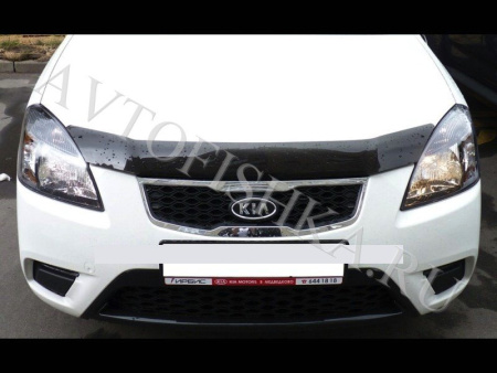 Дефлектор капота темный Kia Rio 2005-2011