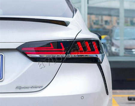 Toyota Camry V70 (17-н.в.) фонари задние (стопы) светодиодные в стиле Lexus,темные