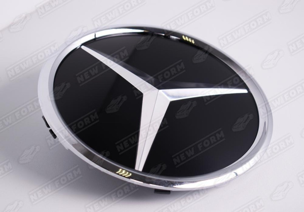 Mercedes-Benz E-Klasse C238 рестайлинг 2020 - н.в. Эмблема в решетку радиатора